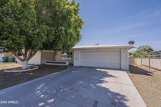 5657 E Dallas St, Mesa, AZ 85205