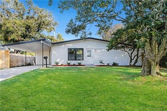 517 Fairlawn Dr, Gretna, LA 70056