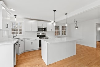 35 Spofford St, Georgetown, MA 01833