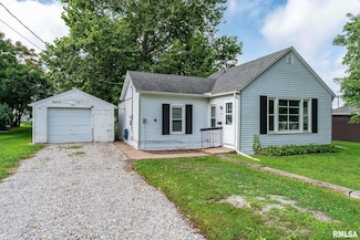 912 SW 5th St, Aledo, IL 61231