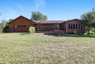 78667 40th Ave, Covert, MI 49043
