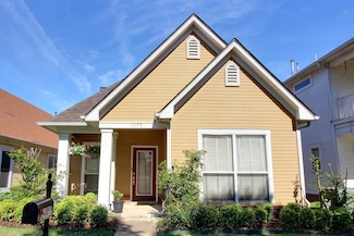 1079 River Isle Dr, Memphis, TN 38103