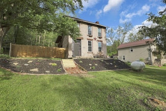 998 Wayne Ave, Zanesville, OH 43701
