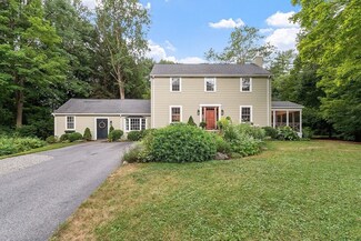 29 Blaisdell Dr, Carlisle, MA 01741