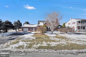 664 Lebanon Rd, Manheim, PA 17545