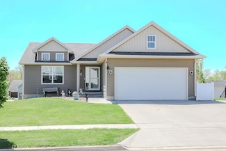 4917 Richmond Ave, Des Moines, IA 50317