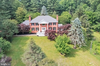 2725 Woodridge Ct, West Friendship, MD 21794