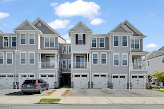 41 Sequoia Dr, Cedar Grove, NJ 07009