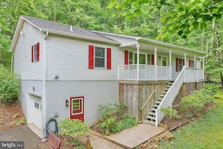 1420 Fishel Rd, Winchester, VA 22602