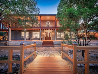 2706 Tradewind Dr, Spicewood, TX 78669