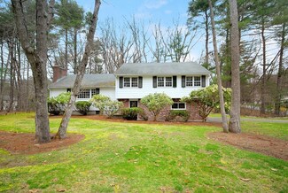 469 Hayward Mill Rd, Concord, MA 01742