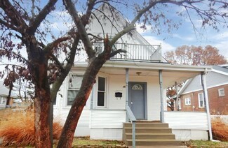 9113 Delphine Ave, Saint Louis, MO 63114