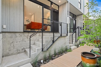 115 E Allison St, Seattle, WA 98102