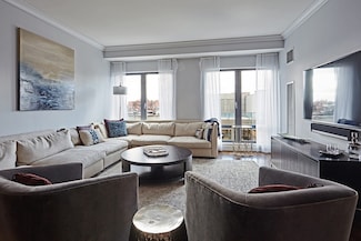 778 Boylston St Unit 6B, Boston, MA 02199