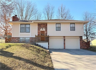115 E Frank St, Kearney, MO 64060