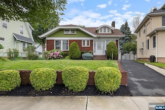 206 Eastern Way, Rutherford, NJ 07070