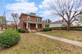 101 6th St, Clarksville, VA 23927