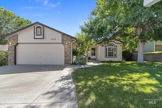 2208 S Ivy St, Nampa, ID 83686