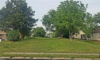 336 Sycamore Ave, Newport News, VA 23607