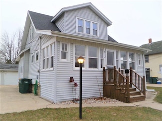 612 Park St, Waupun, WI 53963