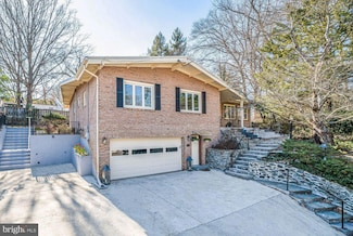 6218 Massachusetts Ave, Bethesda, MD 20816