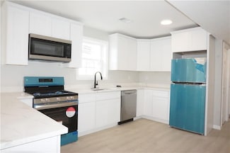359 Willard Ave, Providence, RI 02907