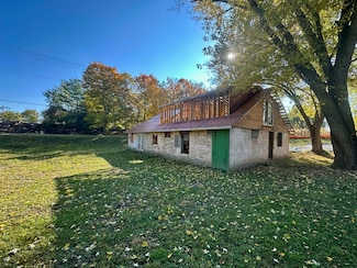 7838 N Walker Rd, New Carlisle, IN 46552