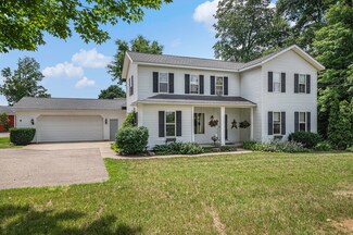 930 110th Ave, Plainwell, MI 49080