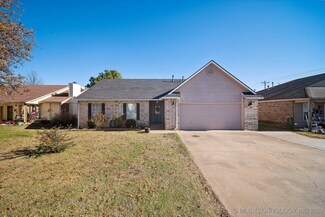 713 S Pershing, Skiatook, OK 74070