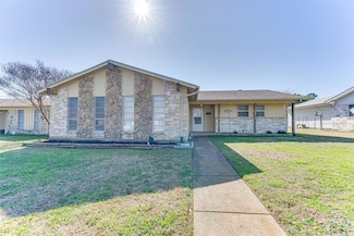 2110 Snowmass Ln, Garland, TX 75044