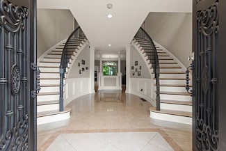 2 Bridle Path, Lynnfield, MA 01940