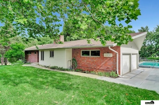 4800 Mandarin Cir, Lincoln, NE 68516