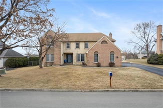 444 Kevin Dr, Bethlehem, PA 18017