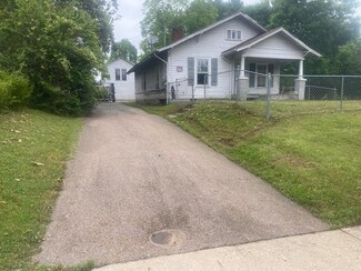 1567 E Chester St, Jackson, TN 38301