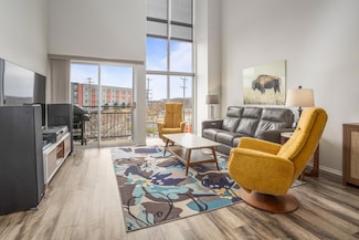 2121 S Kinnickinnic Ave Unit 106, Milwaukee, WI 53207