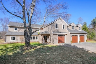 157 Pleasant St, South Grafton, MA 01560