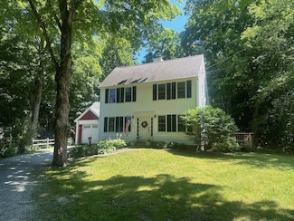 335 Carlen St, Manchester Center, VT 05255