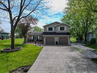 1184 Winterhaven Ln, Crown Point, IN 46307