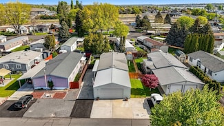 3010 W Peninsula Dr Unit 97, Moses Lake, WA 98837