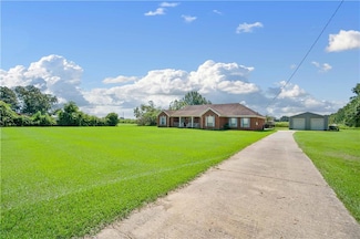 15093 Cat Deakle Rd, Grand Bay, AL 36541