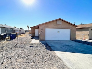 732 Swan Dr, Bullhead City, AZ 86442
