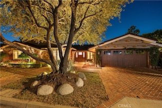 854 Guanajuato Dr, Claremont, CA 91711
