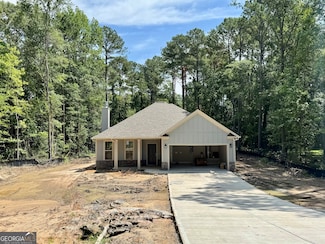 134 Country World Dr, Macon, GA 31211