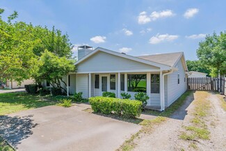 1515 Shawnee Rd, Waxahachie, TX 75165
