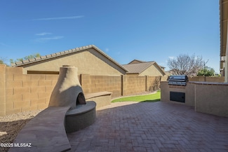 866 W Calle Valenciana, Sahuarita, AZ 85629