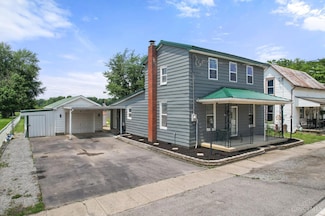 24 N High St, Mowrystown, OH 45133