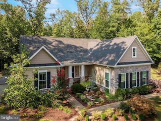 12815 Classic Springs Dr, Manassas, VA 20112