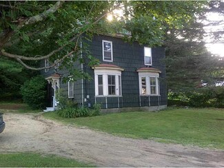 67 Turner St, Buckfield, ME 04220