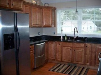 7 Rockmarsh Rd Unit A, Wareham, MA 02571