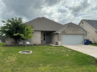 3214 White Horse Dr, Granbury, TX 76049